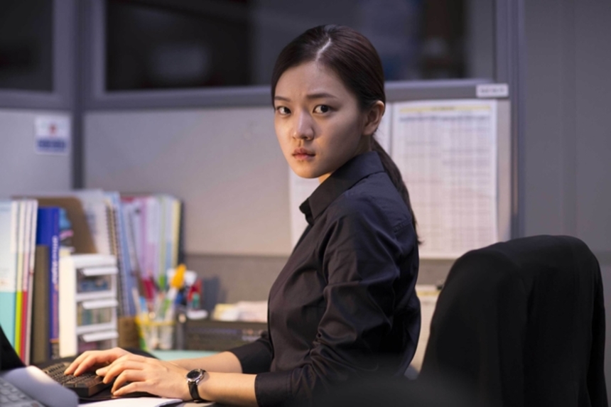 Cannes 2015 Review: OFFICE Works Up An Intriguing Salaryman Chiller